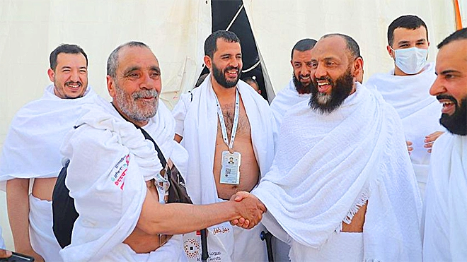 العليمي وبن بريك يطمئنان على أحوال الحجاج اليمنيين